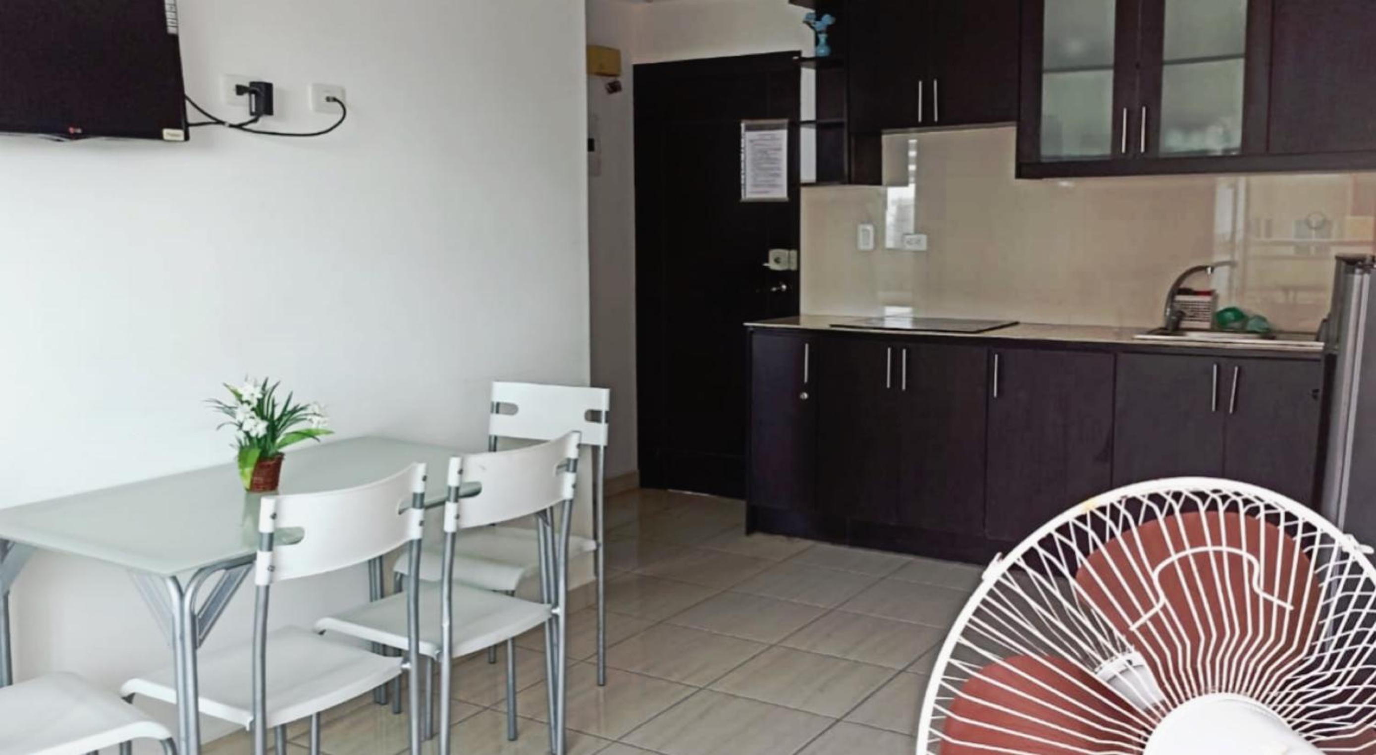 Linda Suite Tonsupa 2 cuadras del mar 2 piscinas Av. Club del Pacifico view 3