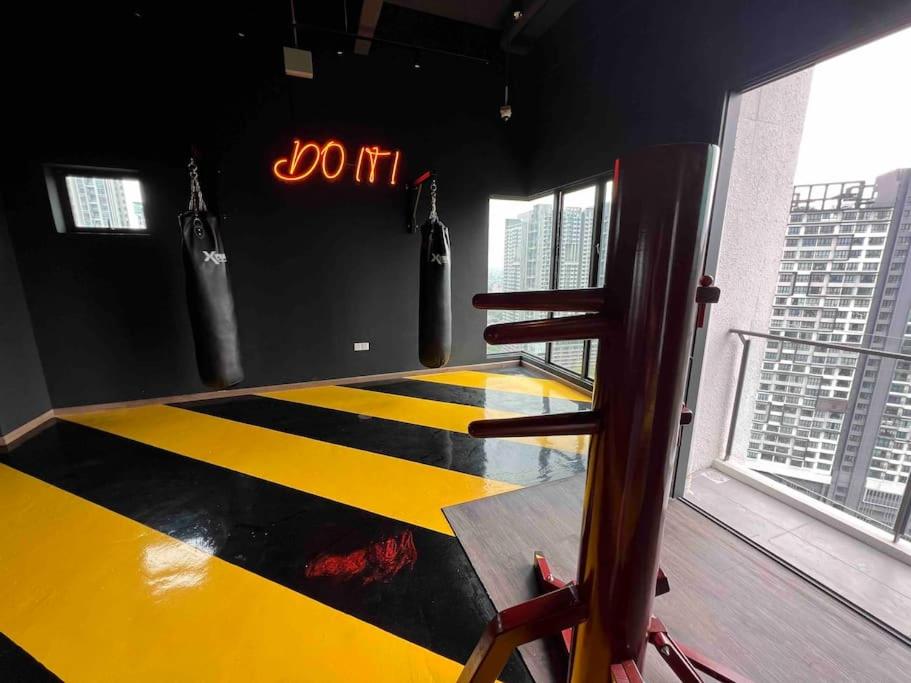 Bliss Cozy Home 3Rooms 6Pax 2CarPark 24H7D Easy Self Access