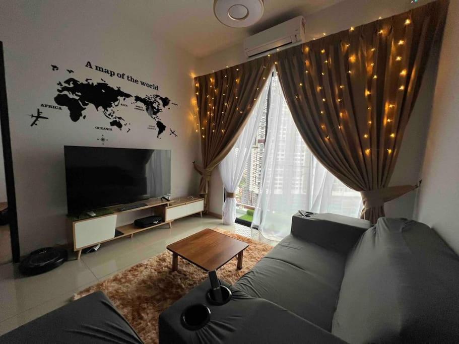 Bliss Cozy Home 3Rooms 6Pax 2CarPark 24H7D Easy Self Access