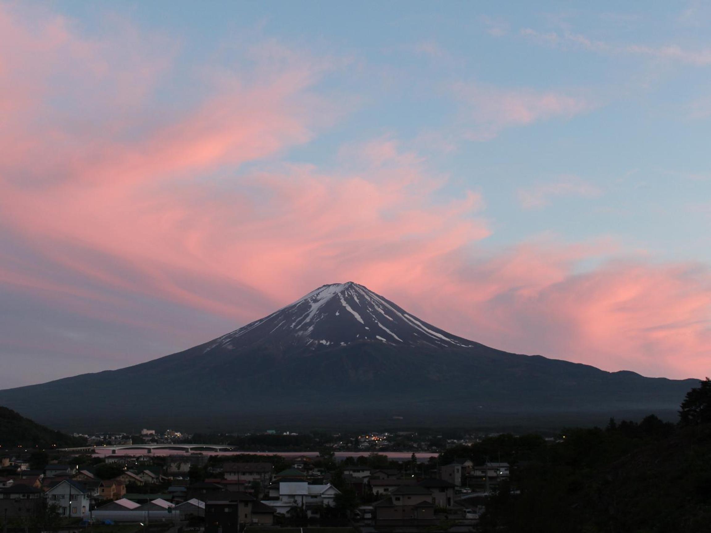 Fujikawaguchiko Crescendo