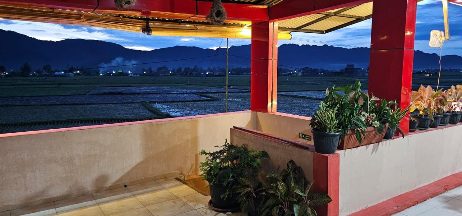 Homestay dan Cafe BungaSonsang