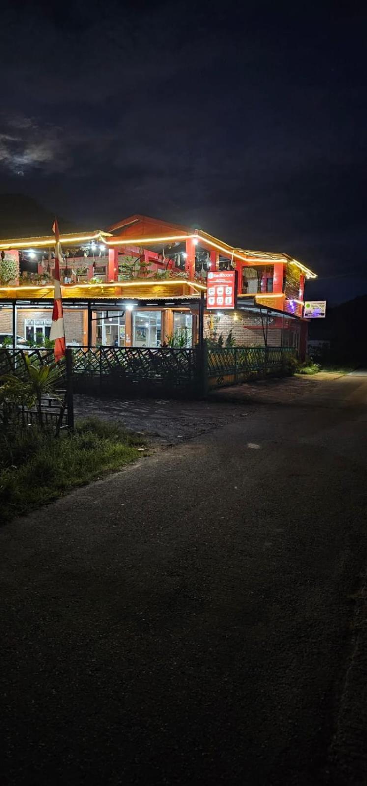 Homestay dan Cafe BungaSonsang