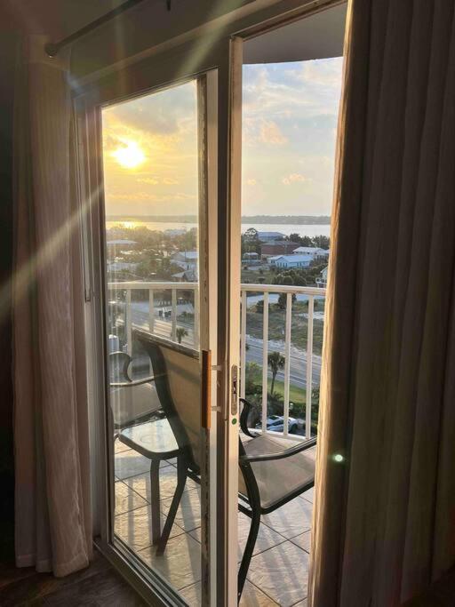 Ocean House 1806