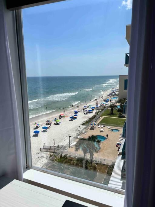Ocean House 1806
