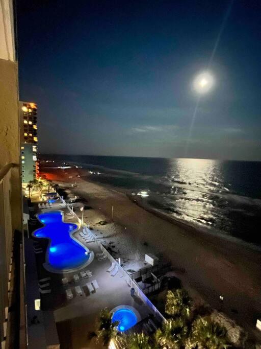 Ocean House 1806