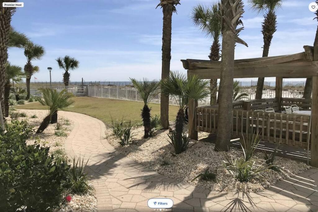 Ocean House 1806