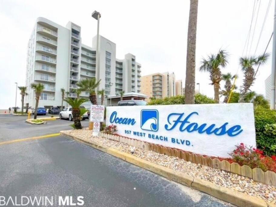 Ocean House 1806