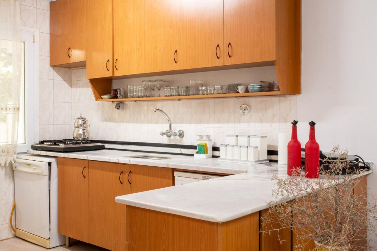 Flat with Large Balcony in Izmir view 4