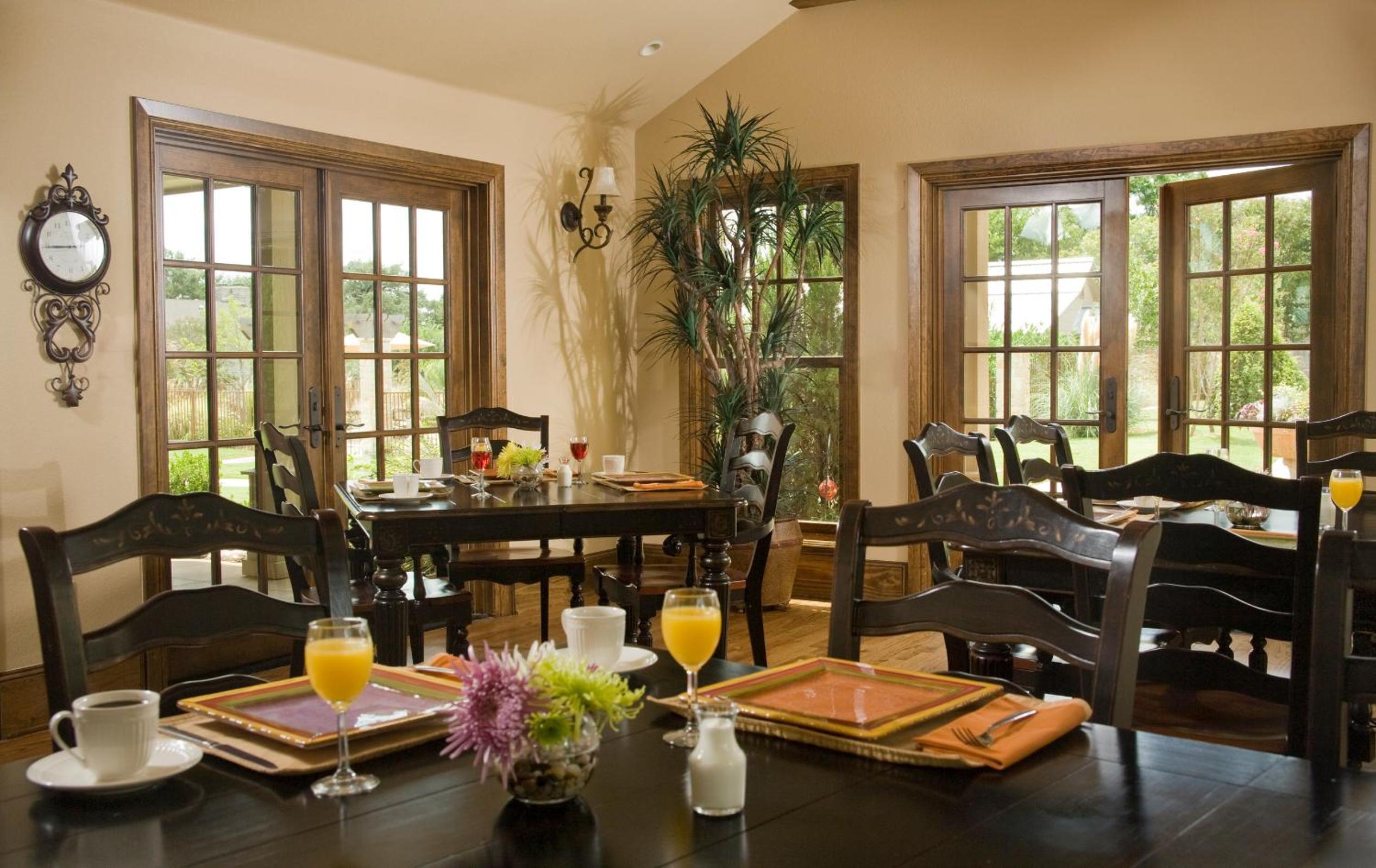Inn on Lake Granbury a Boutique Hotel