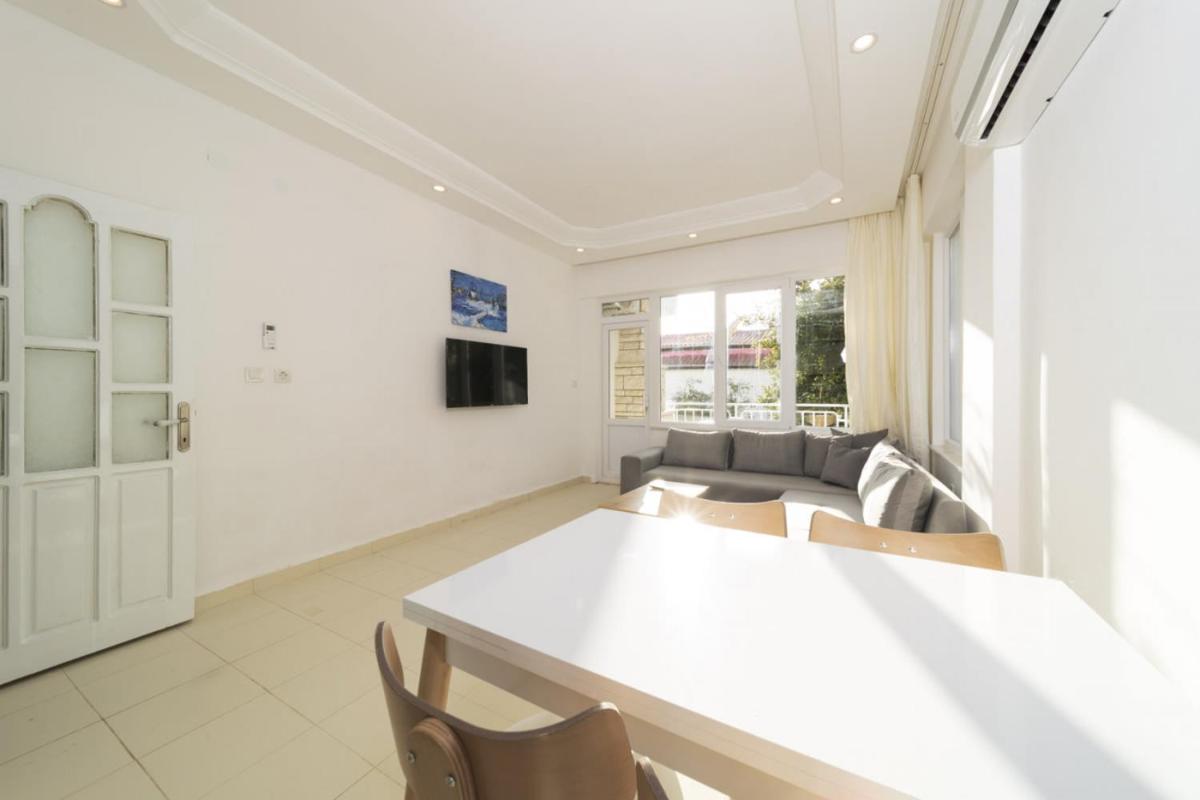 Refreshing Flat With Excellent Location in Alanya