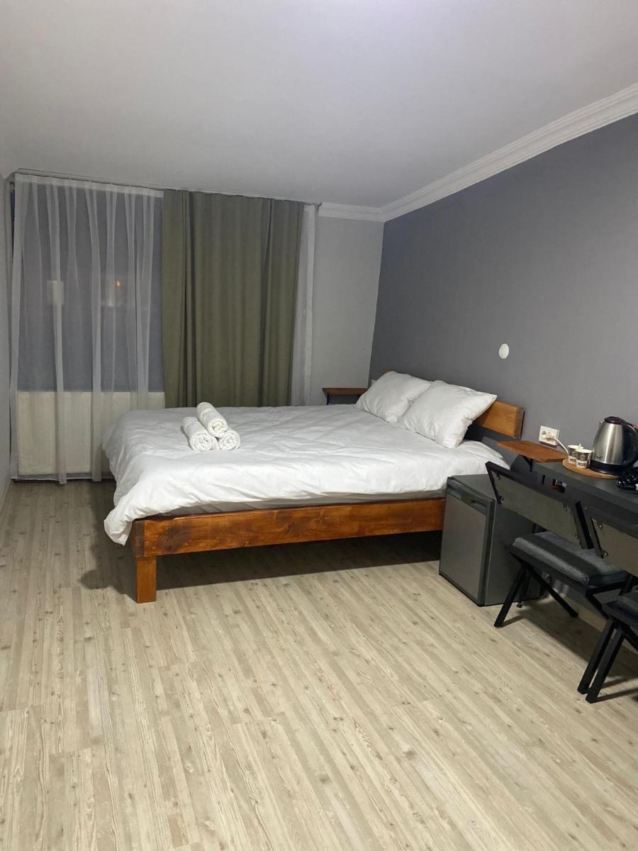 Convenient and Furnished Flat in Izmir Bayrakli view 3