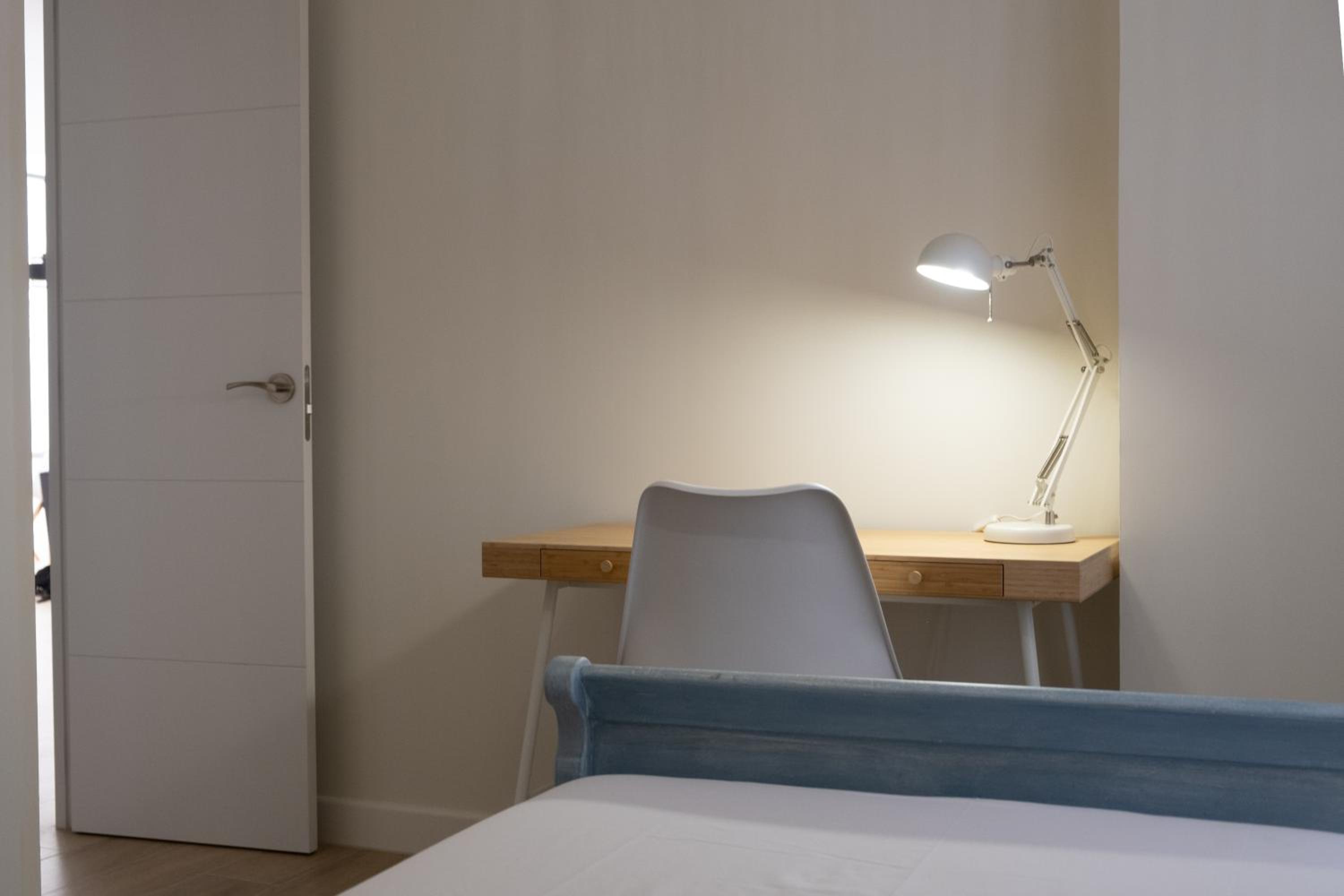 Victoria's Home modern and cosy 2 bedroom apartment photo 5