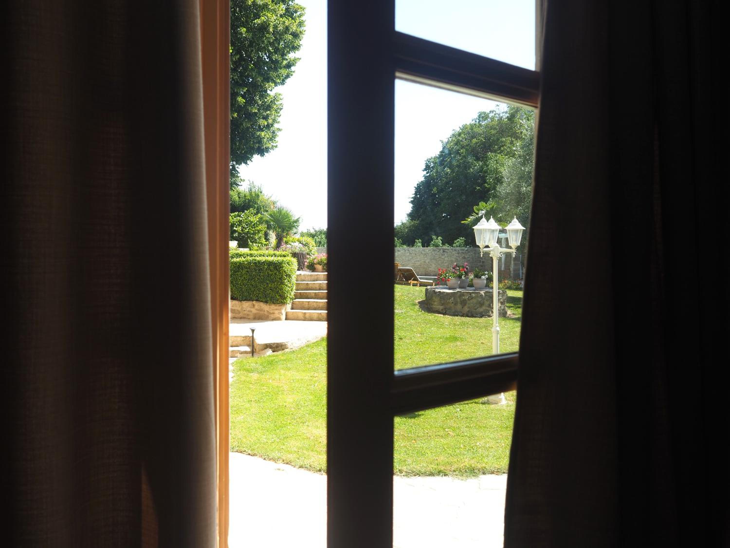Photo 45