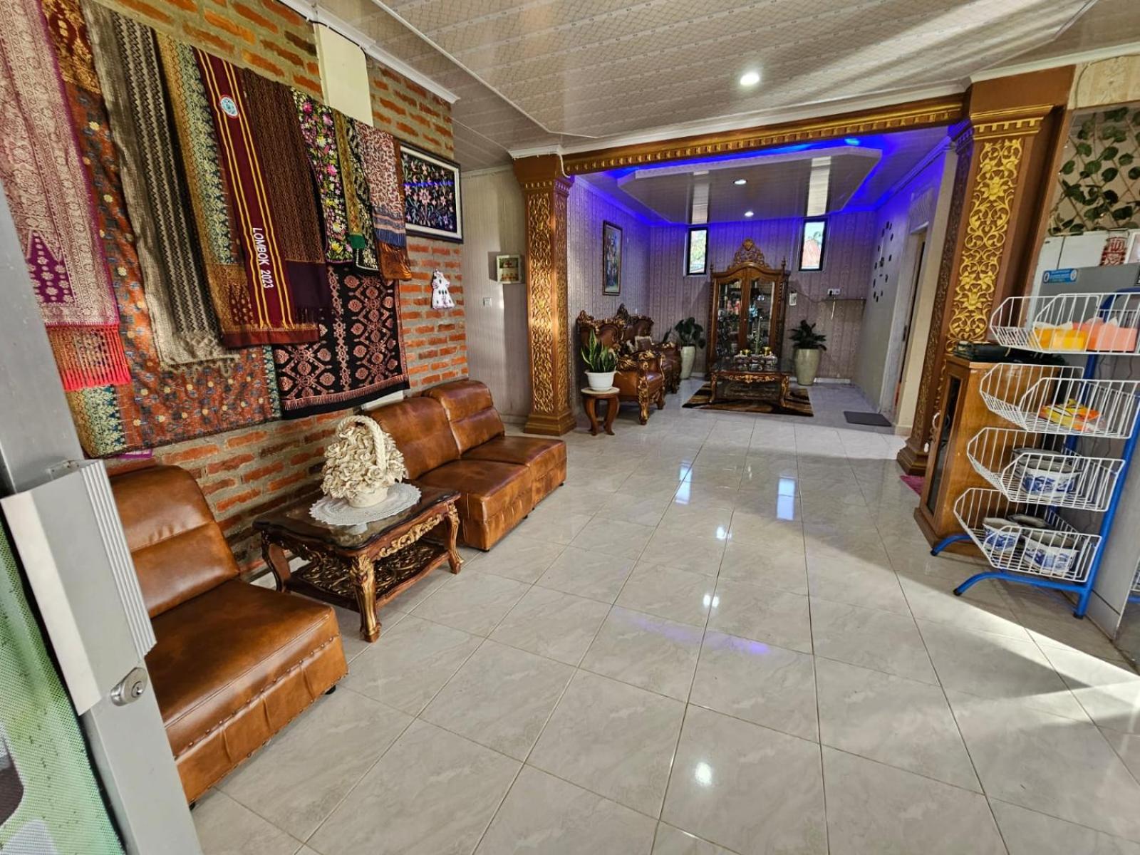 Homestay dan Cafe BungaSonsang