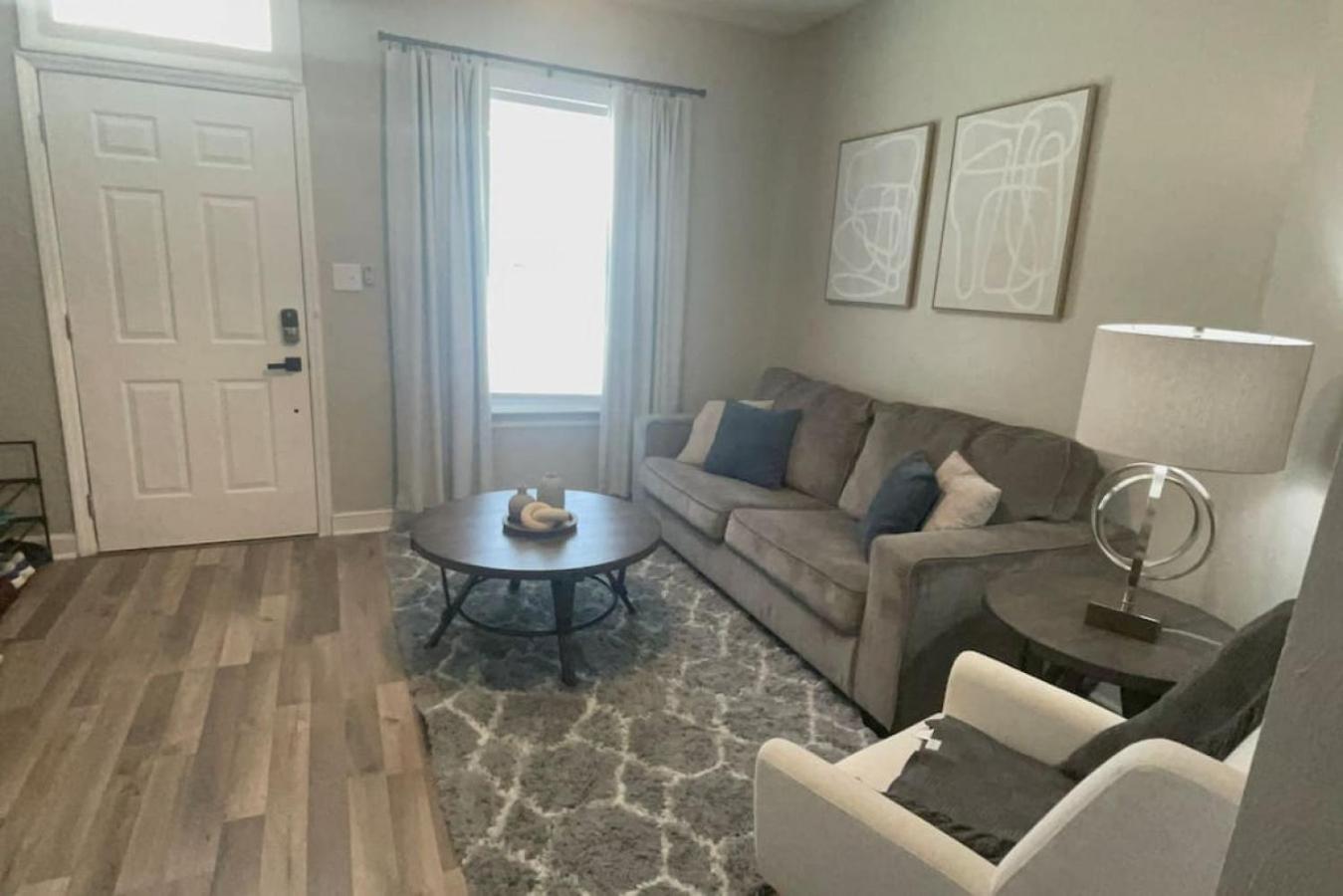 Cozy Portsmouth Retreat 2BR 1BA view 3