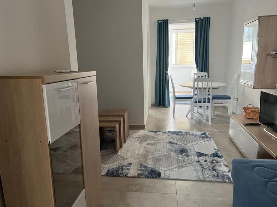 Lovely 1-bedroom apartment in Budva view 3