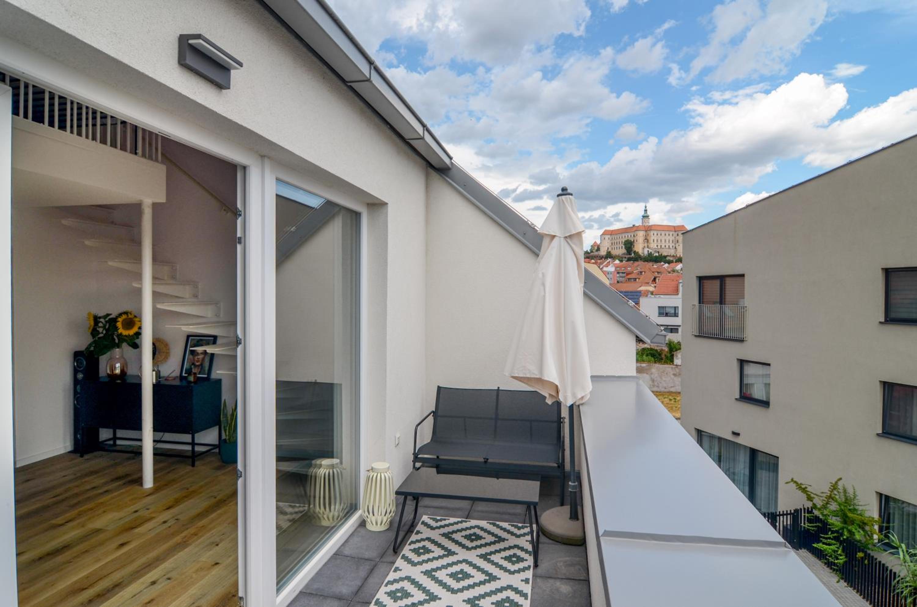 Vineyard Terrace Apartment