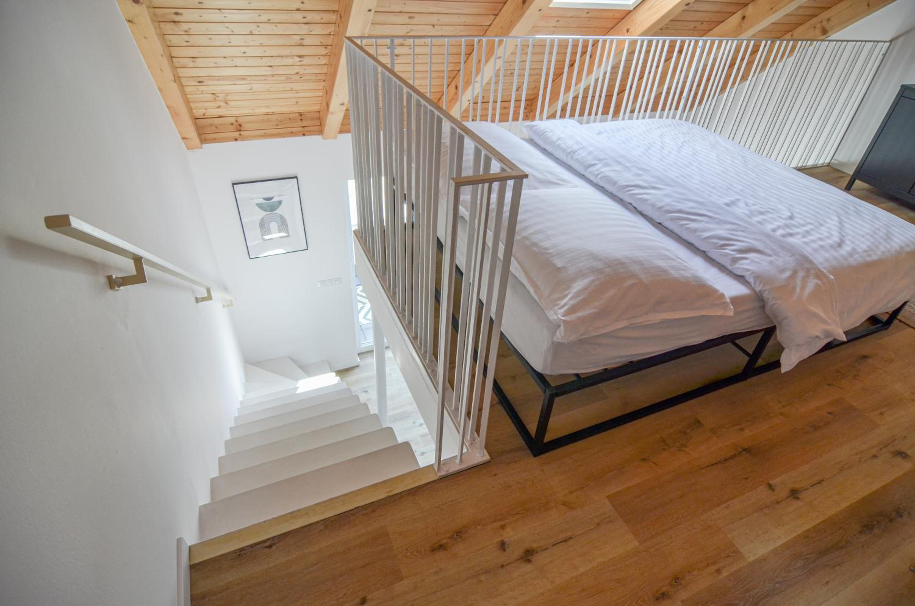 Vineyard Terrace Apartment
