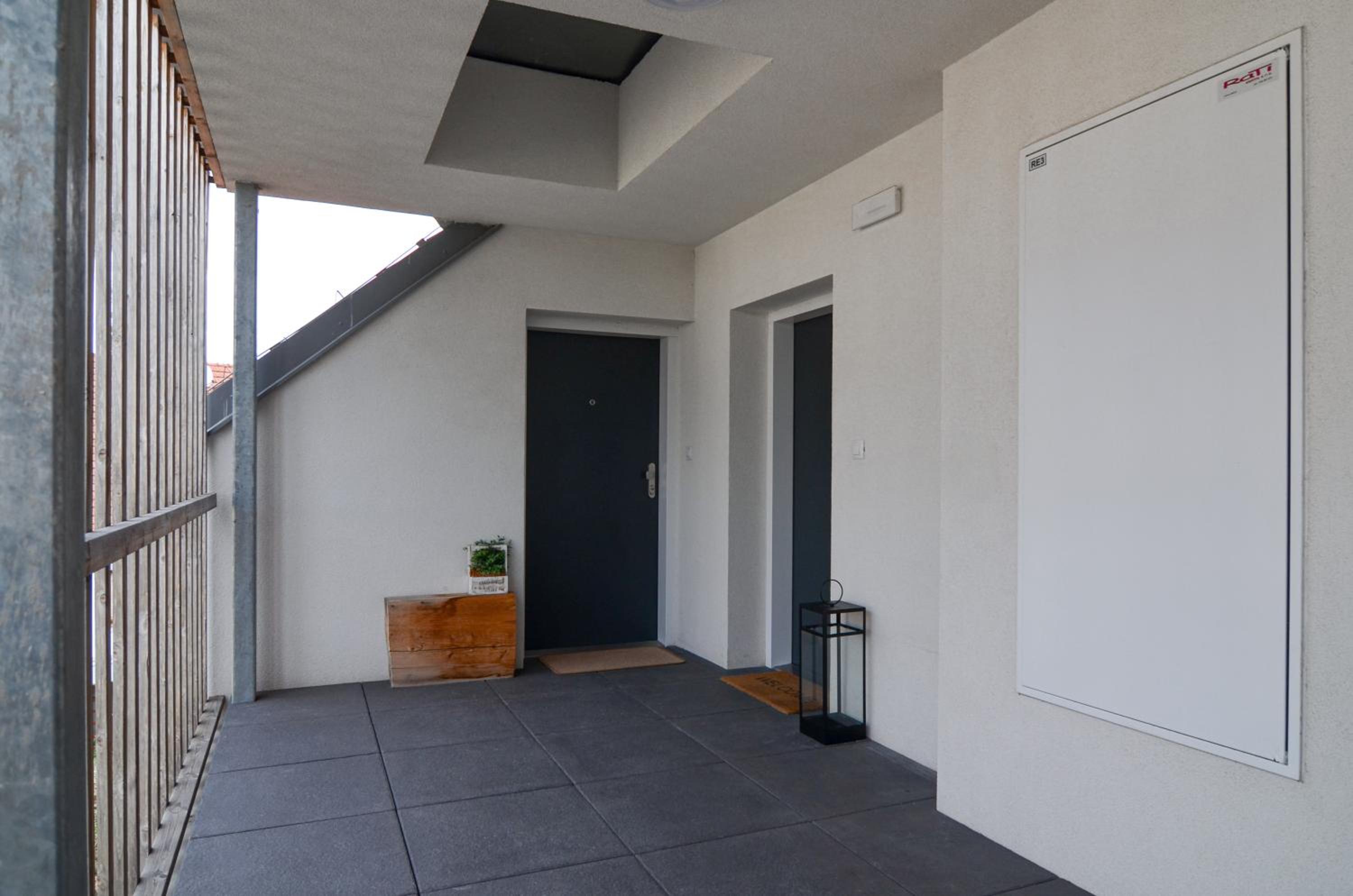 Vineyard Terrace Apartment
