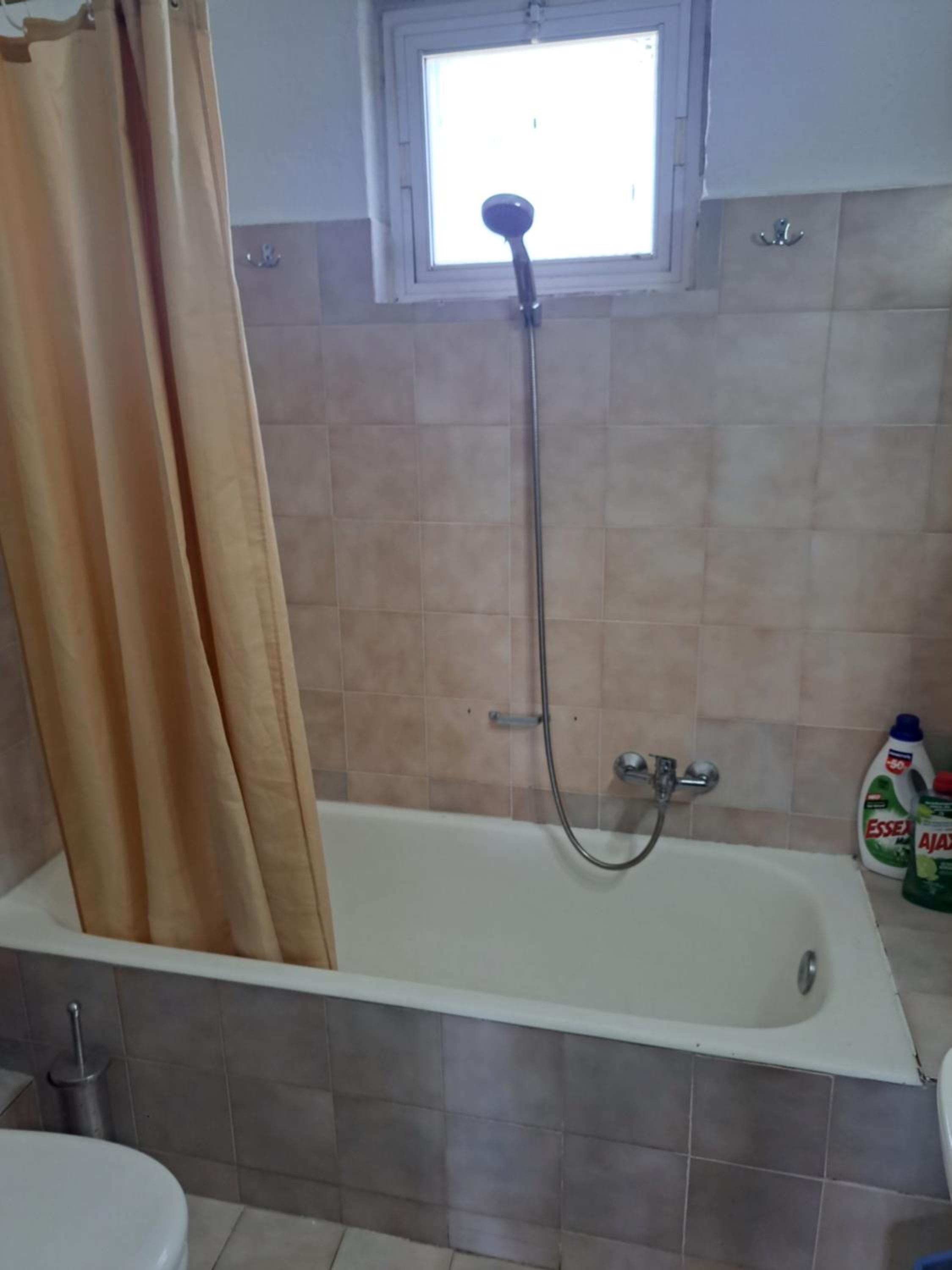 Stathis Rooms