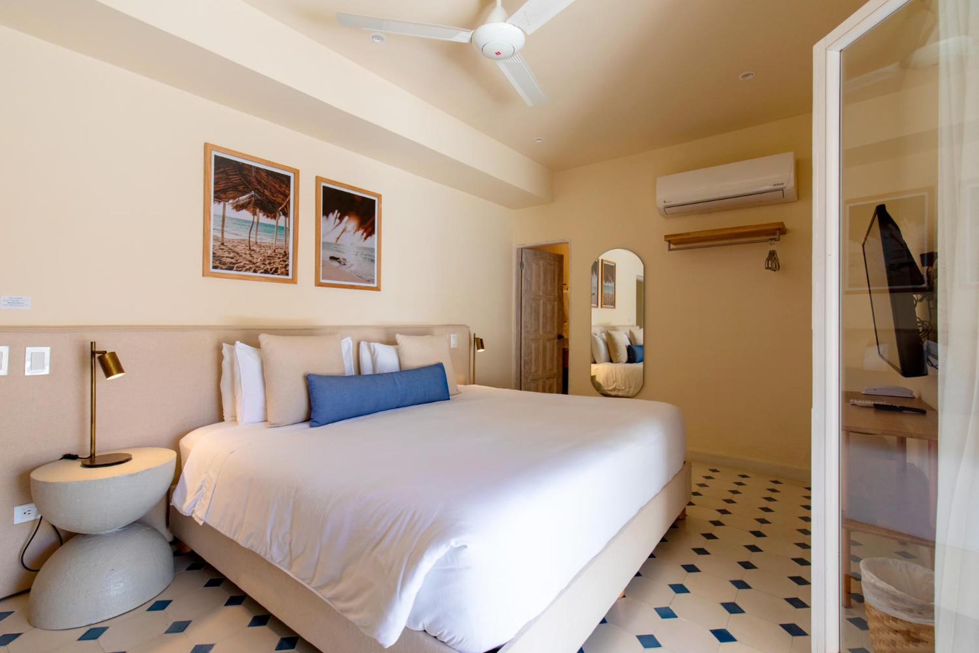 B Haus Hotel Boutique - Property Image 40