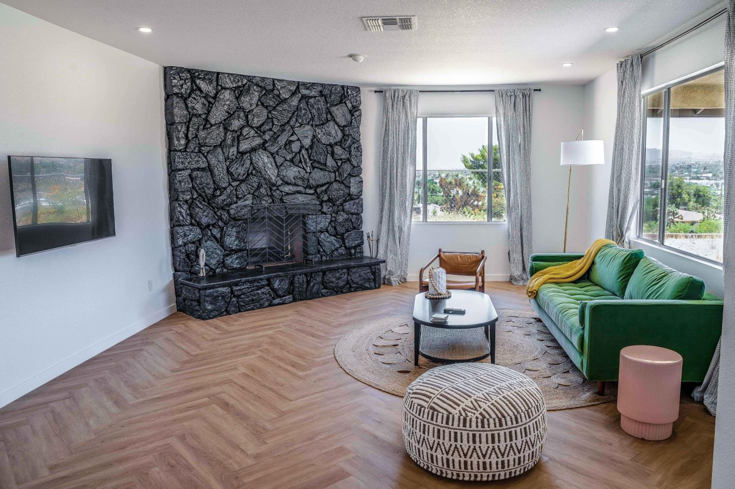 Mojave Desert Pied-a-terre - Property Image 1