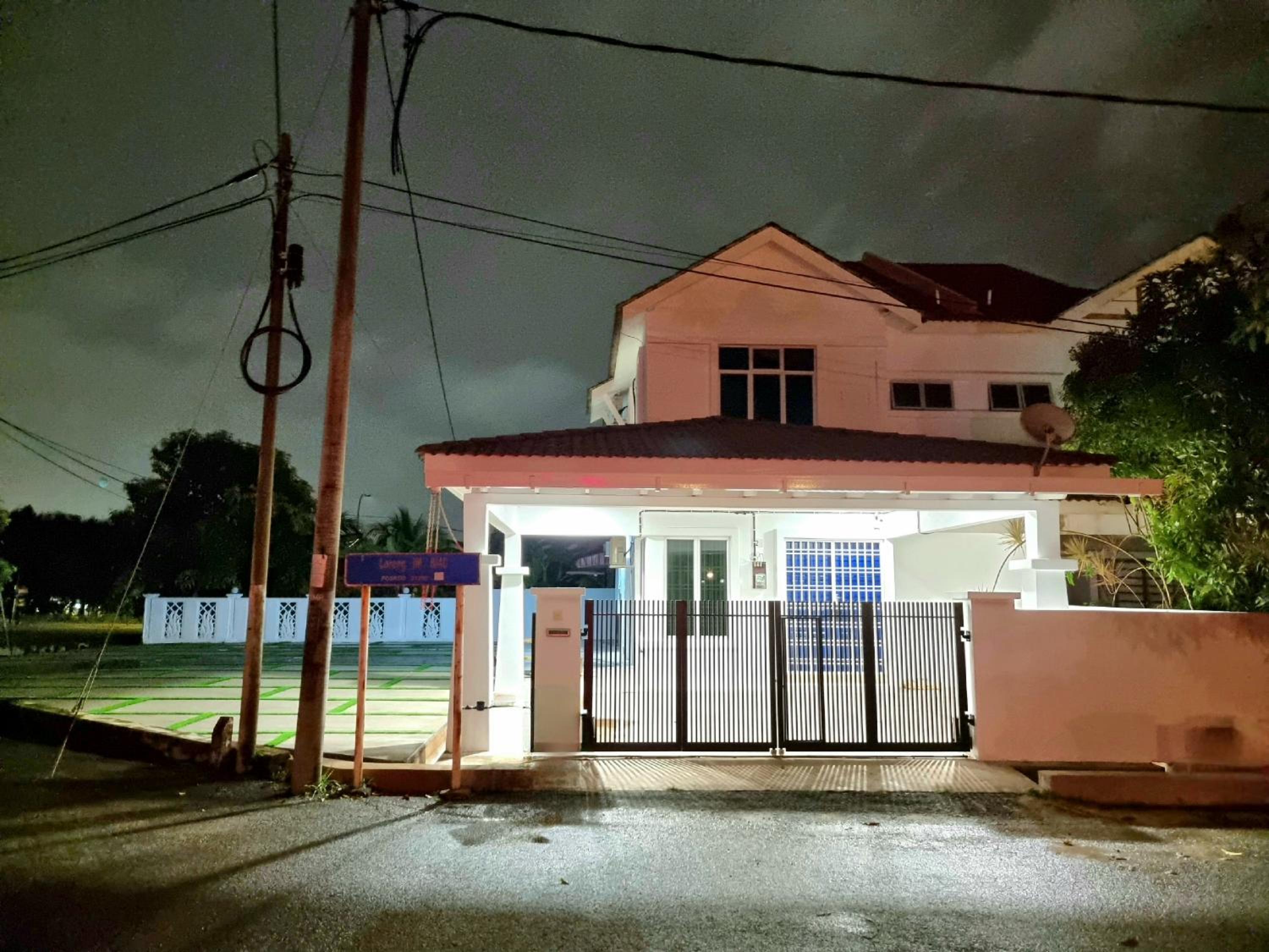 Homestay Kuantan Casa Yara, 2 Storey Corner House photo 1