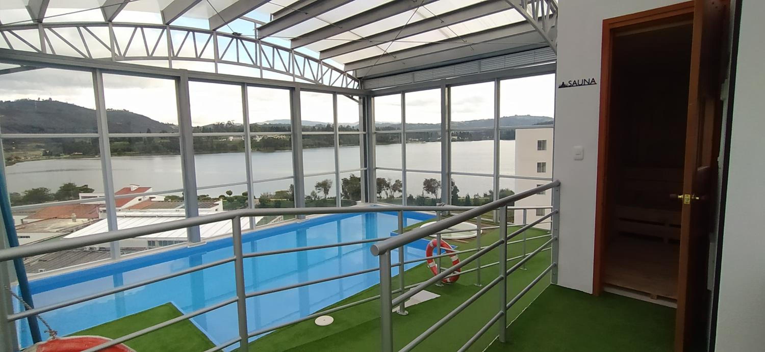 Apartamento lujoso junto al lago