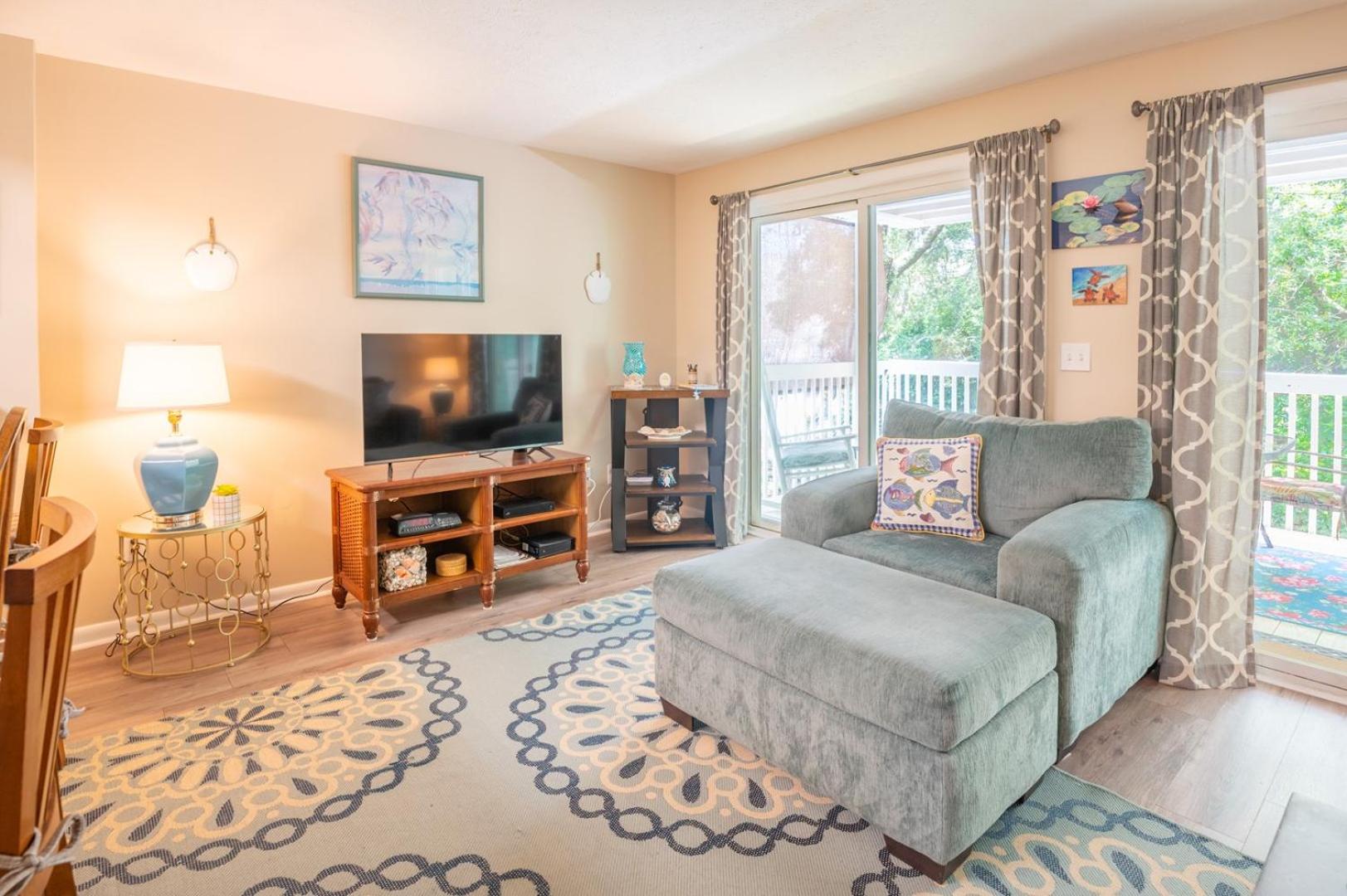 Oceanfront Condo with 3+ Pools - Ocean Dunes 2303A Endless Waves