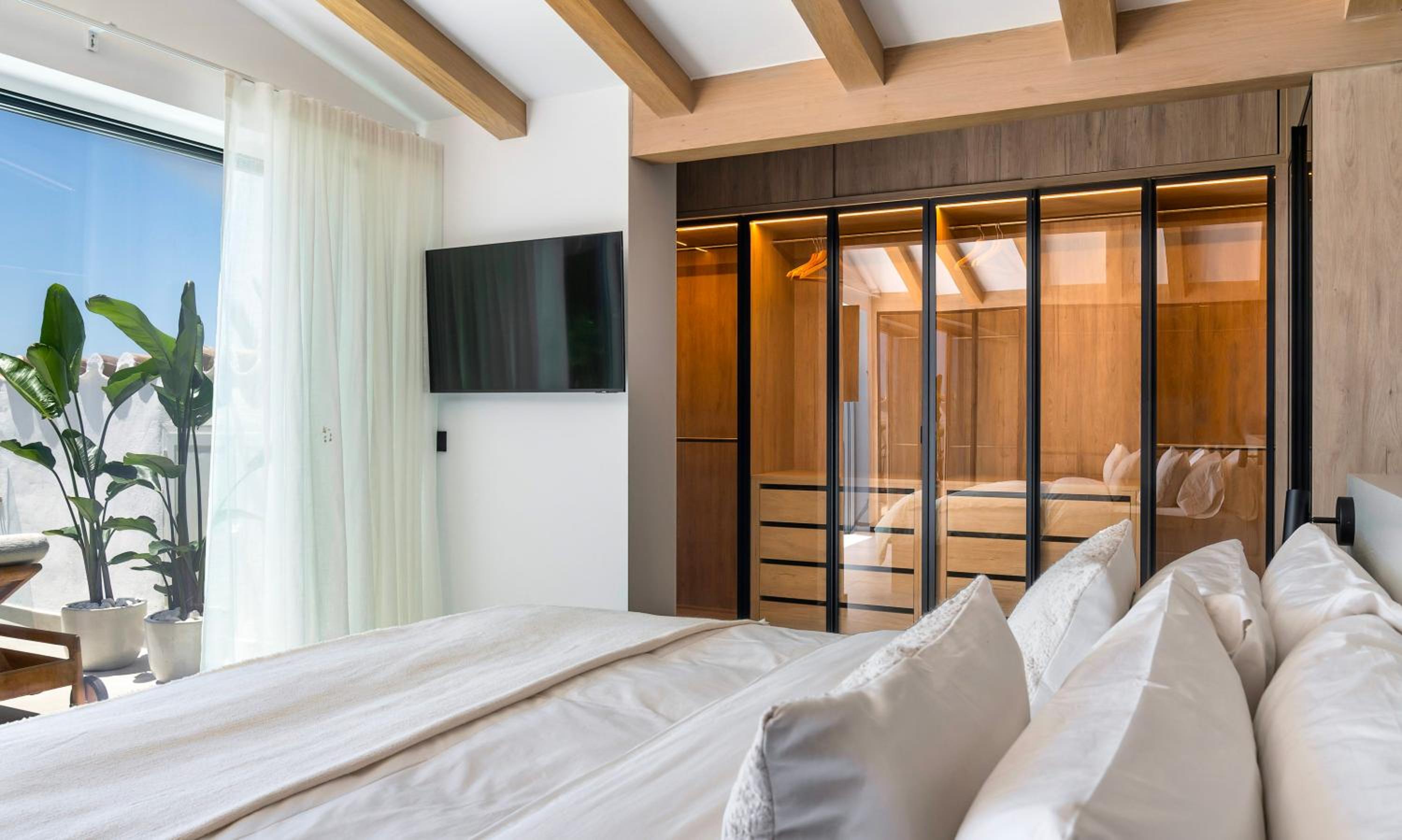 hotel room