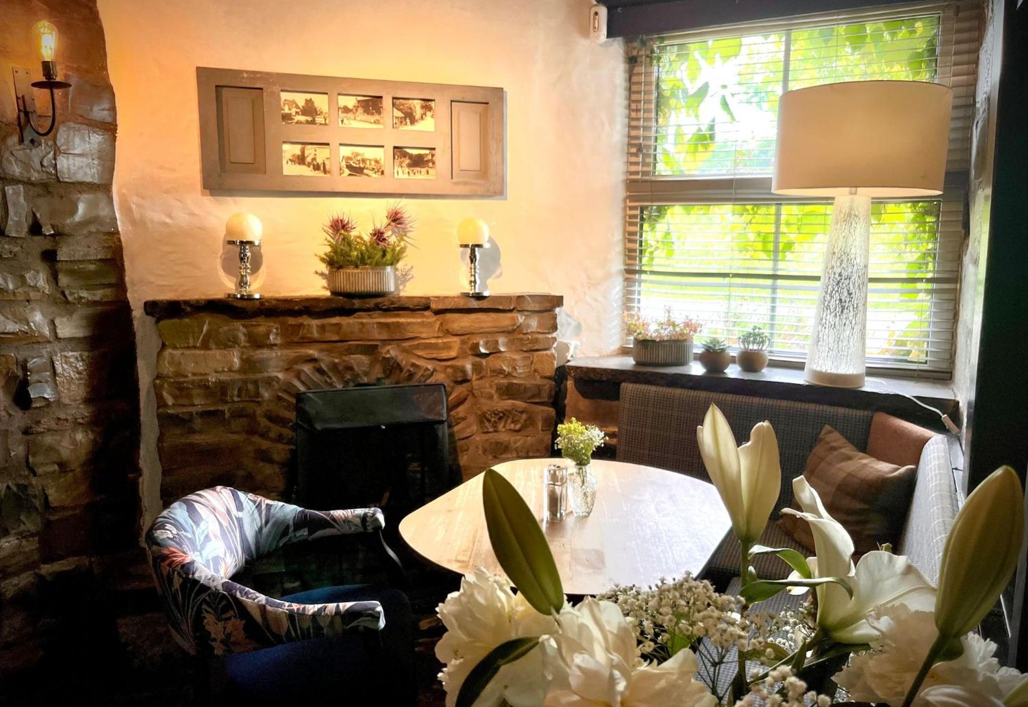 Alcester Vacations - The Blue Boar - Property Image 1
