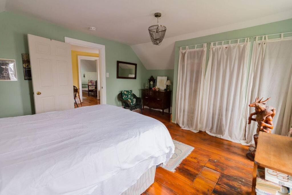 Wine Country 4 bedrooms