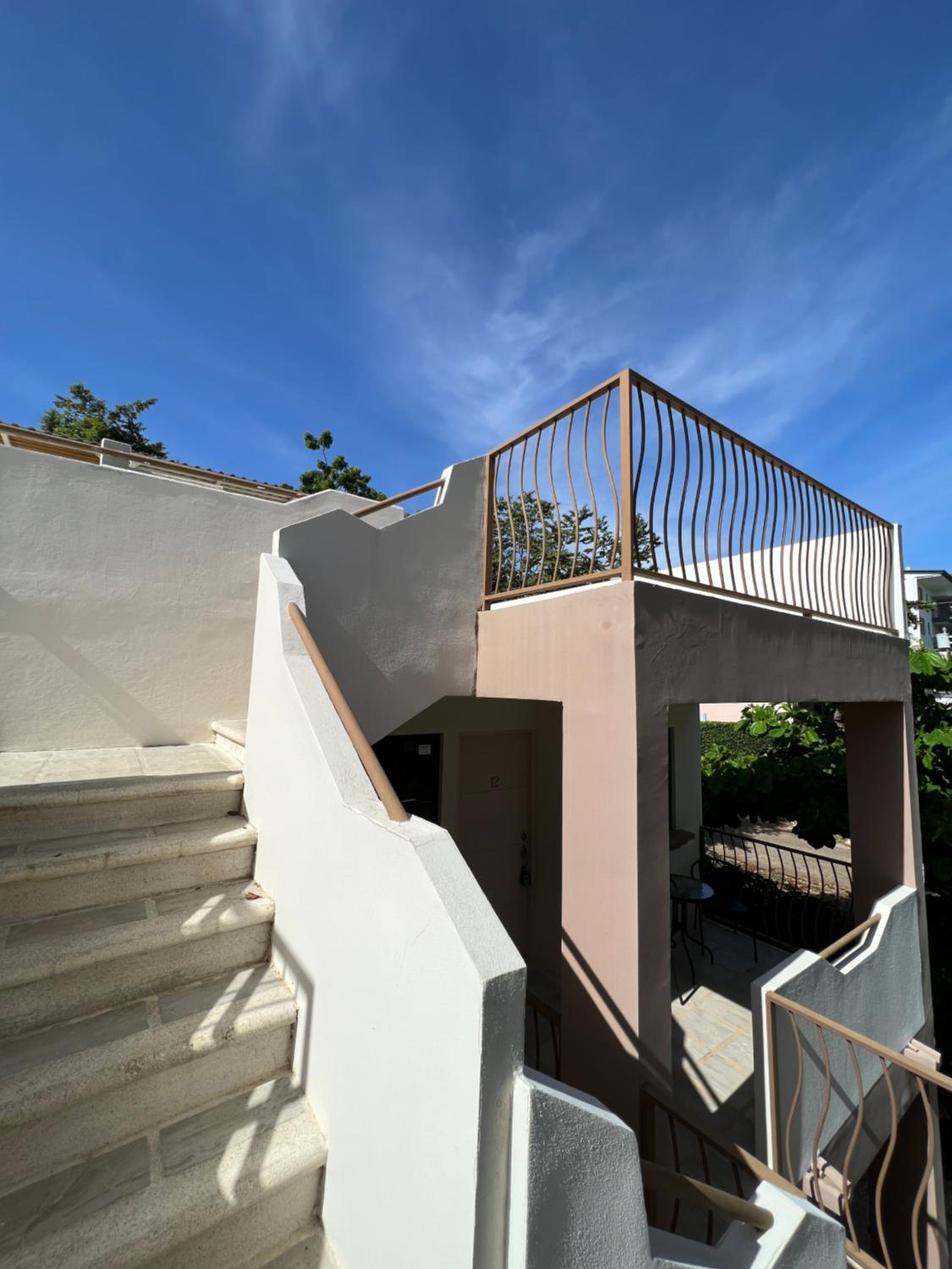 Beach Dreaming Second Floor Condo With Rooftop