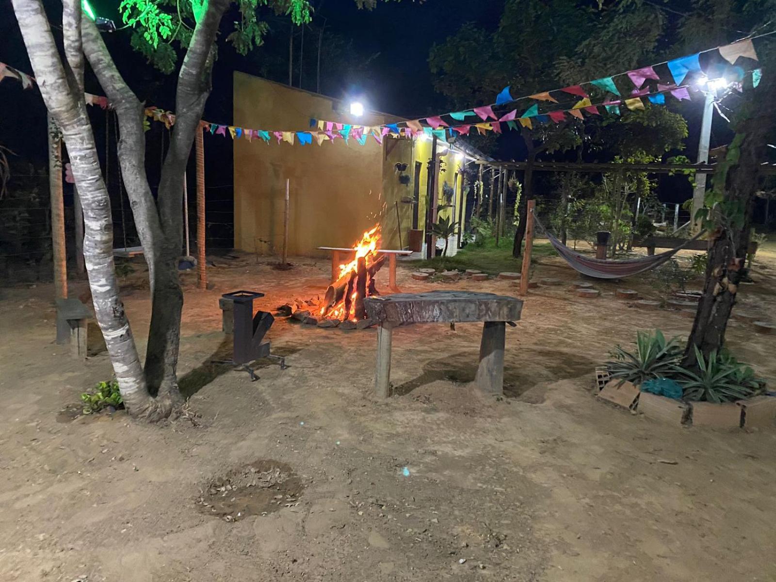 Pousada Sitio do Terrão a 500 metros da BR 040 e a 10 minutos da Prainha