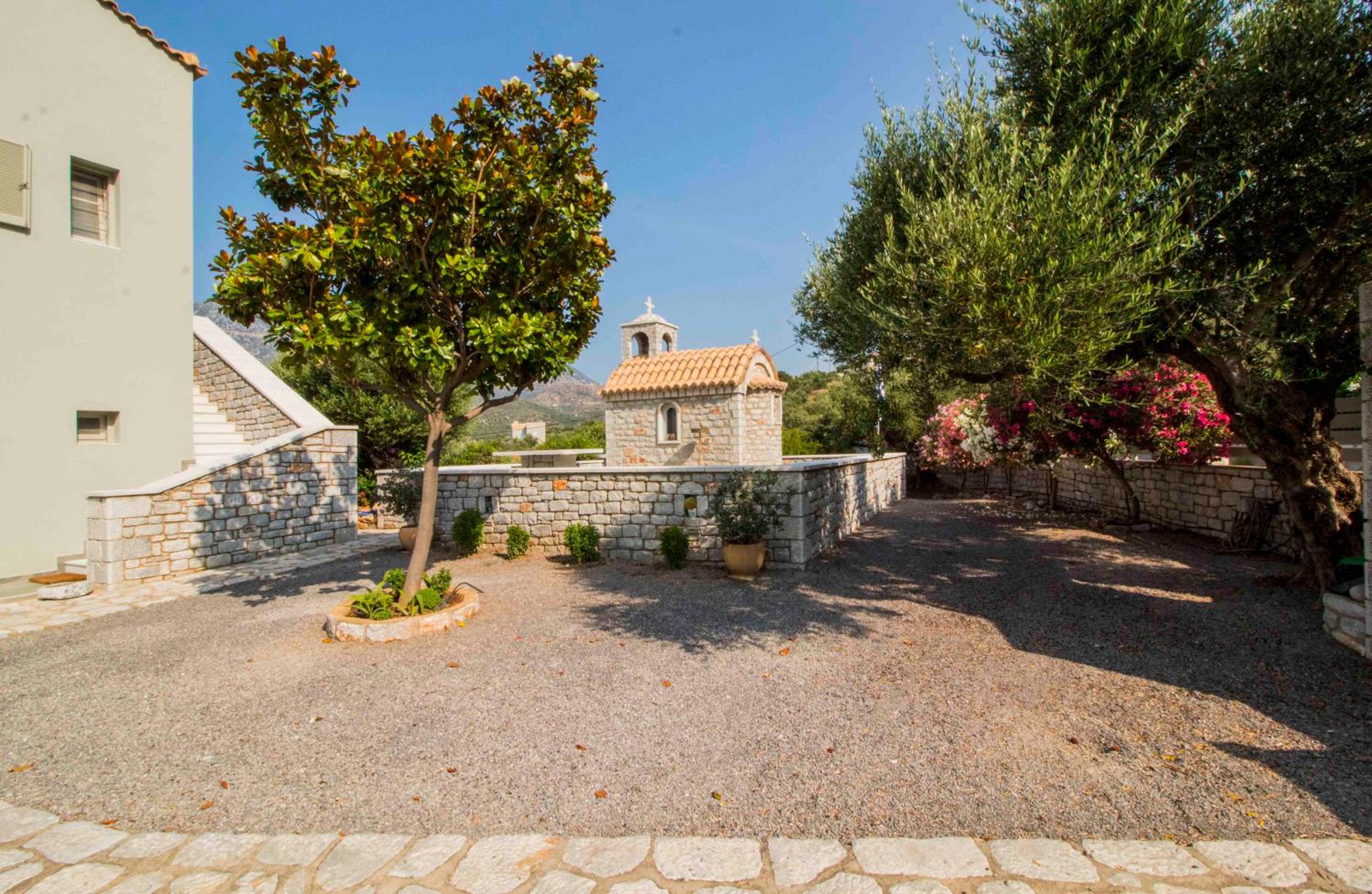 Laconian Collection Kotronas Residence