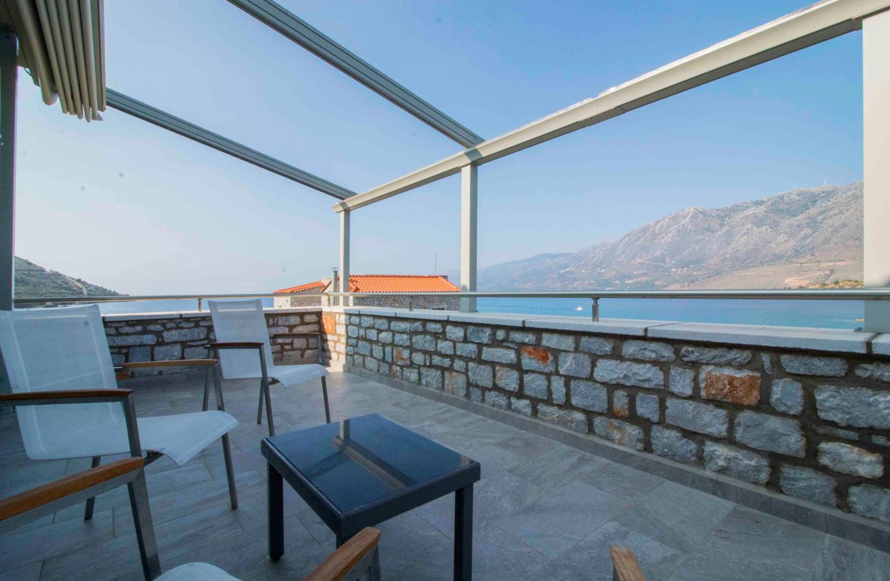 Laconian Collection Kotronas Residence