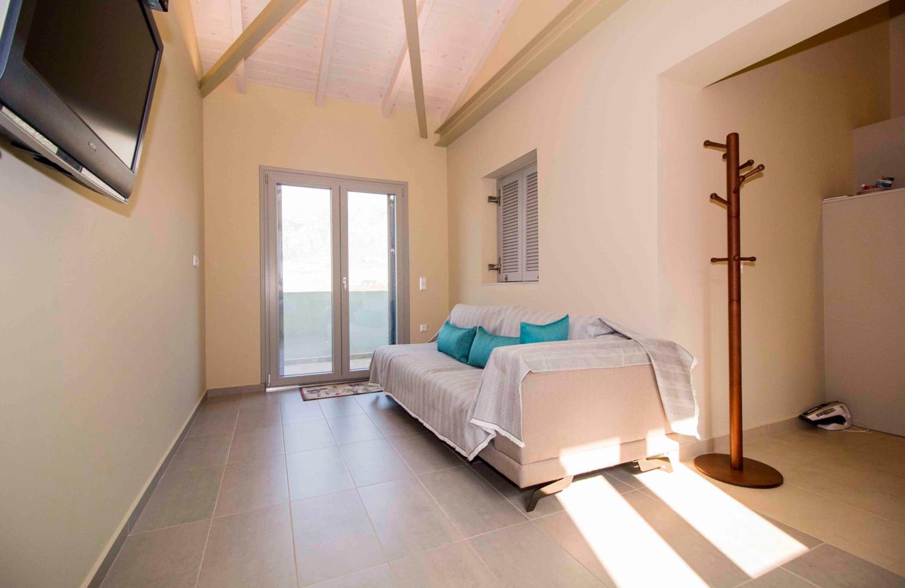 Laconian Collection Kotronas Residence
