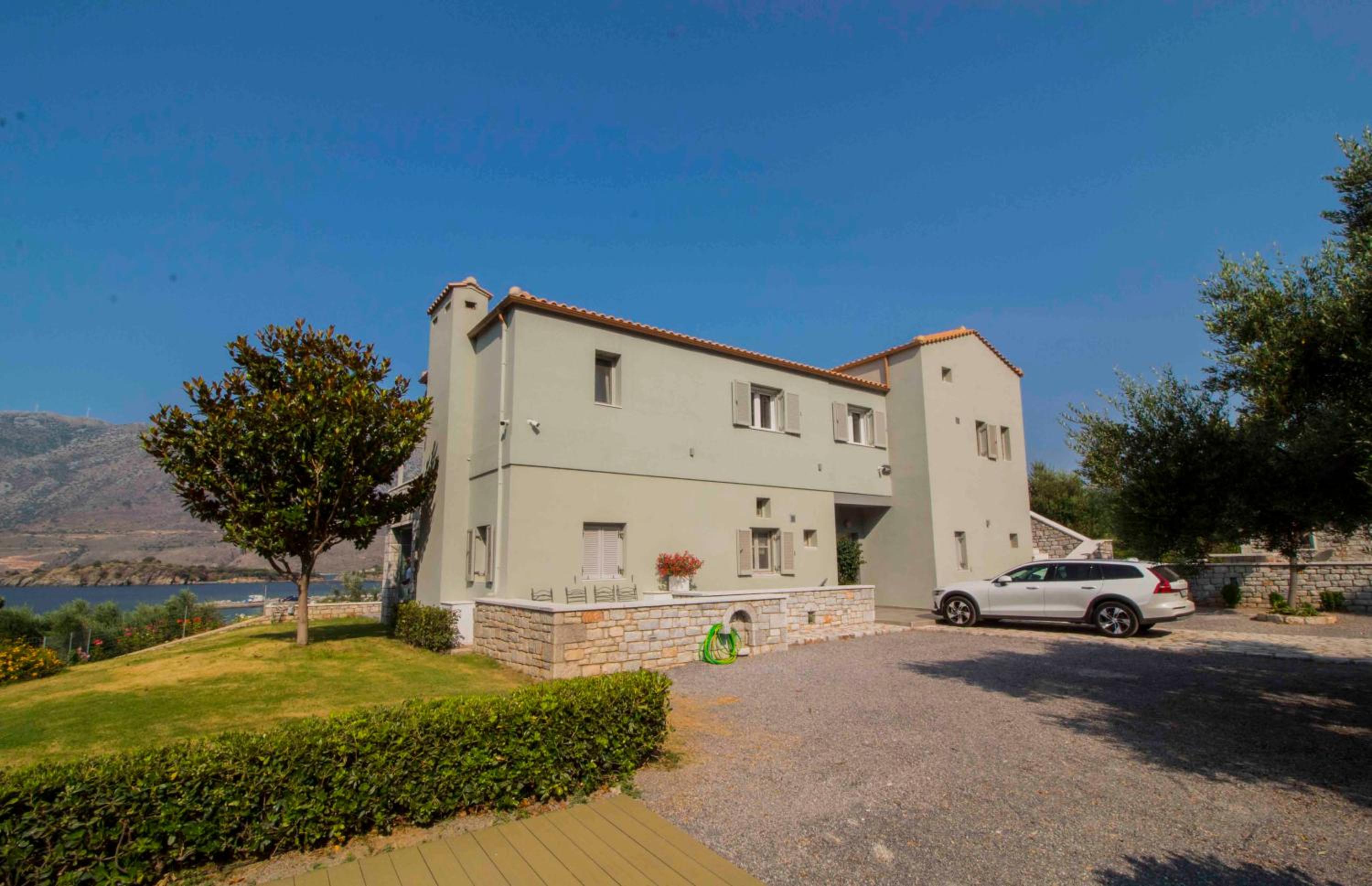 Laconian Collection Kotronas Residence