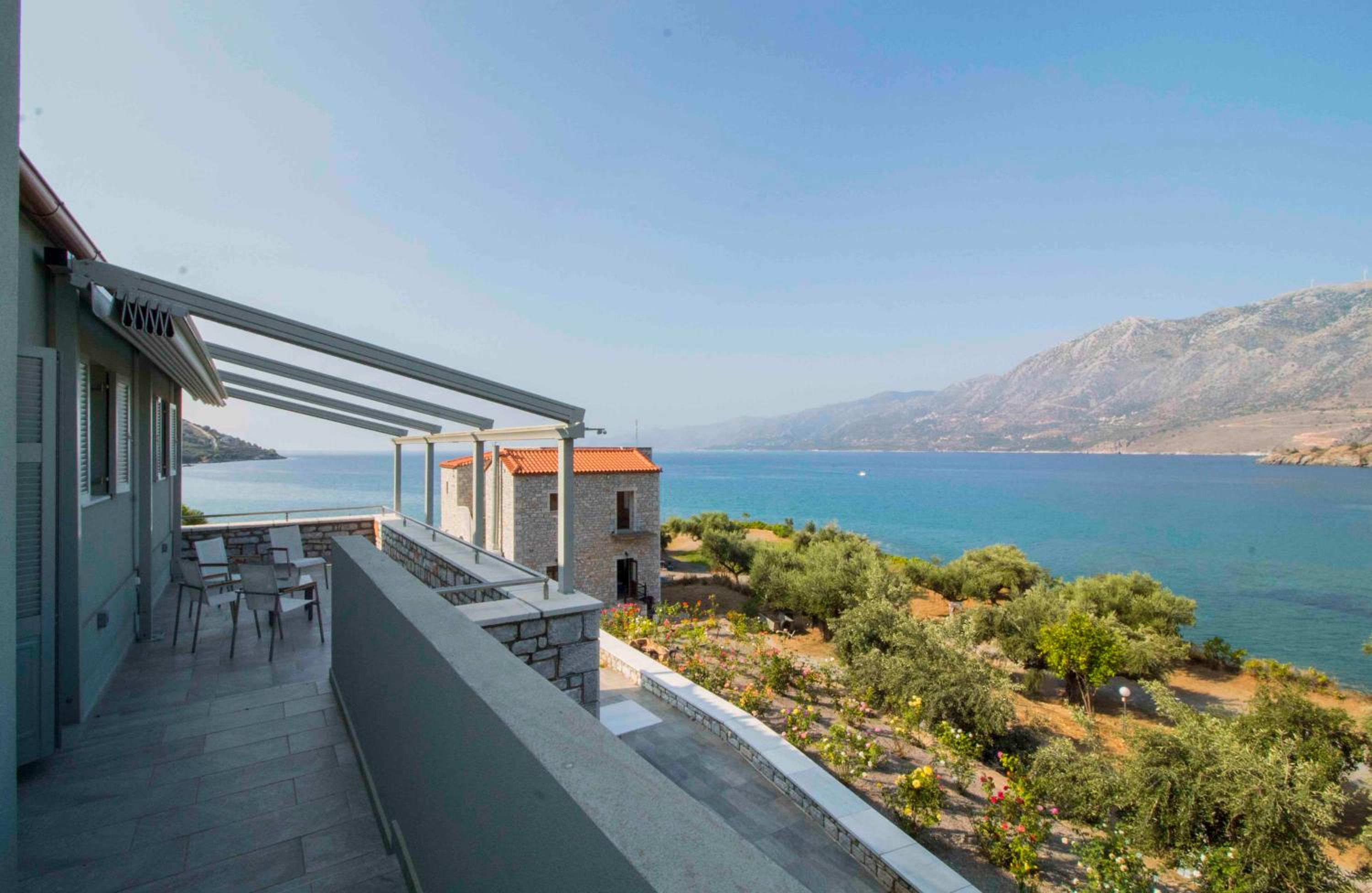 Laconian Collection Kotronas Residence