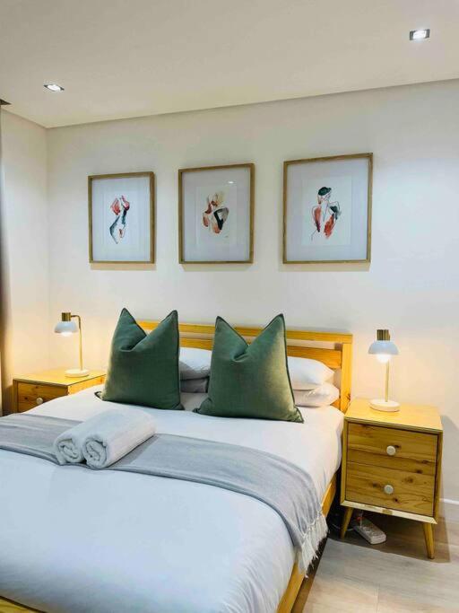 Stylish Bree Street Apartment - The Perfect Urban Getaway view 4