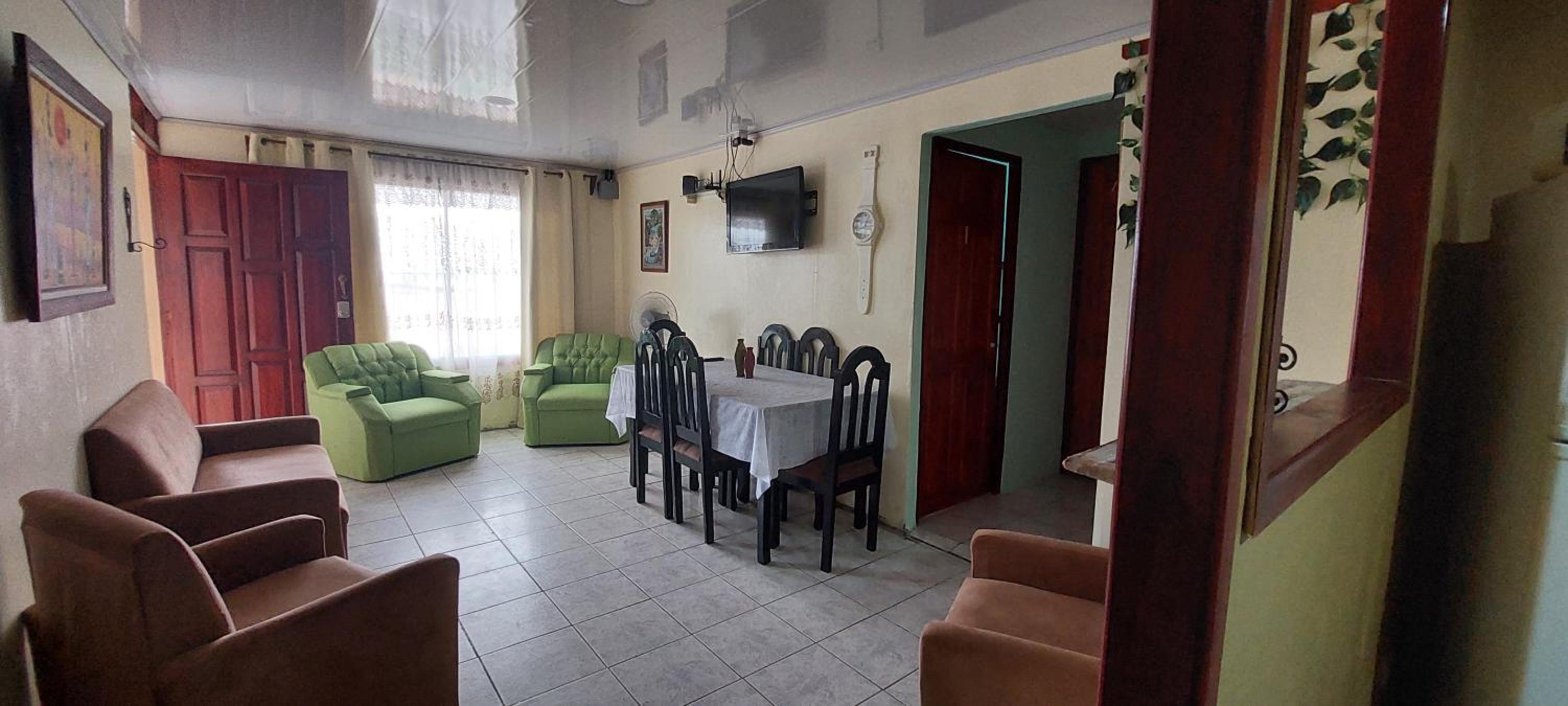 HOSTEL CASA MARINA