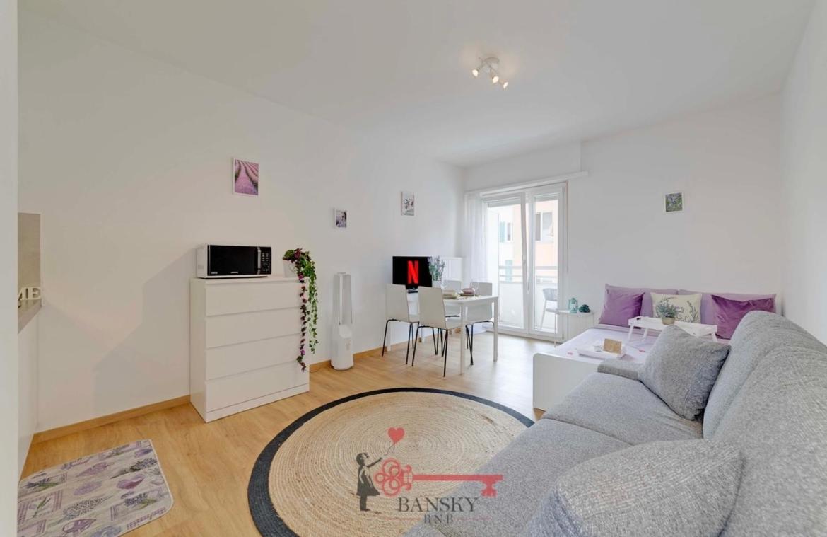 Violet Suite 5 Lugano City for 3 Guest -By EasyLife Swiss