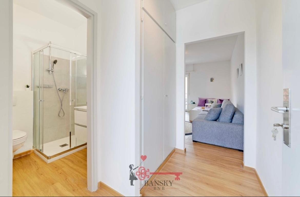 Violet Suite 5 Lugano City for 3 Guest -By EasyLife Swiss