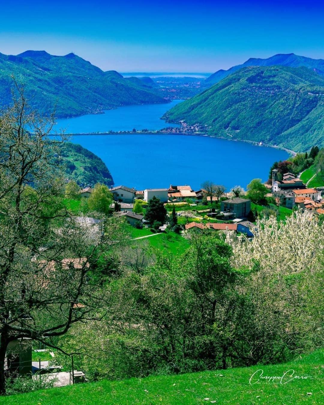 Violet Suite 5 Lugano City for 3 Guest -By EasyLife Swiss