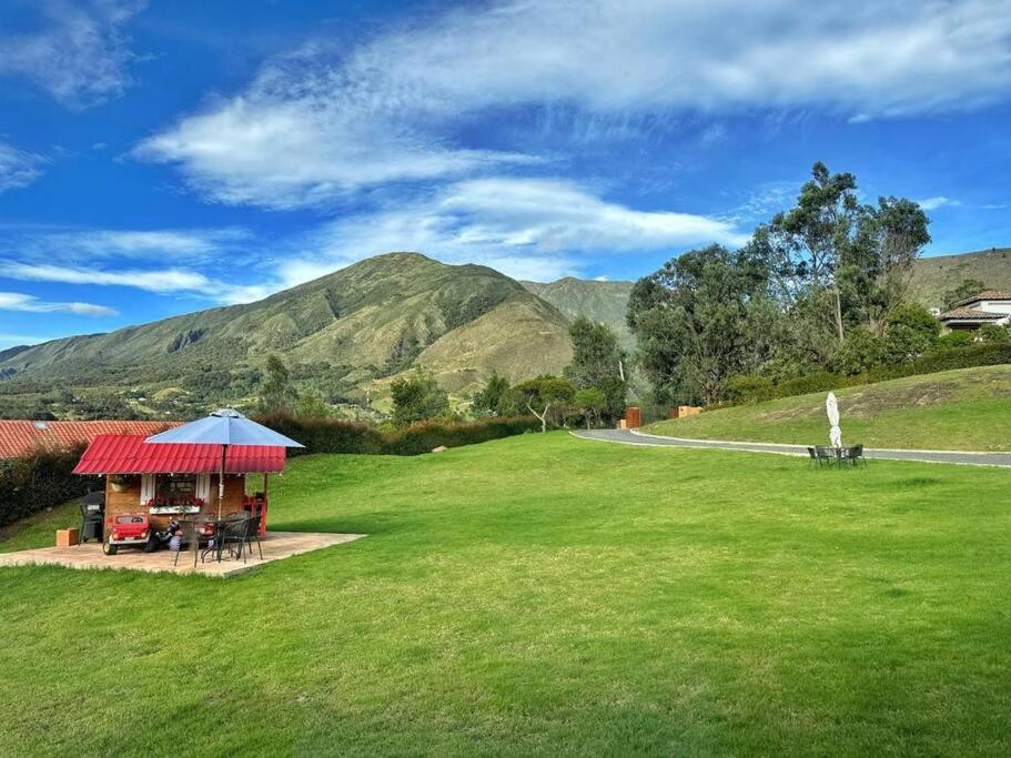 Casa Araní - Vista espectacular y mucho jardín