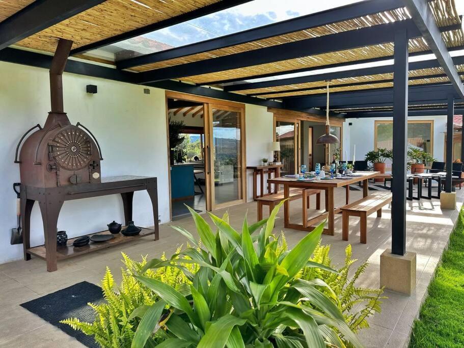 Casa Araní - Vista espectacular y mucho jardín