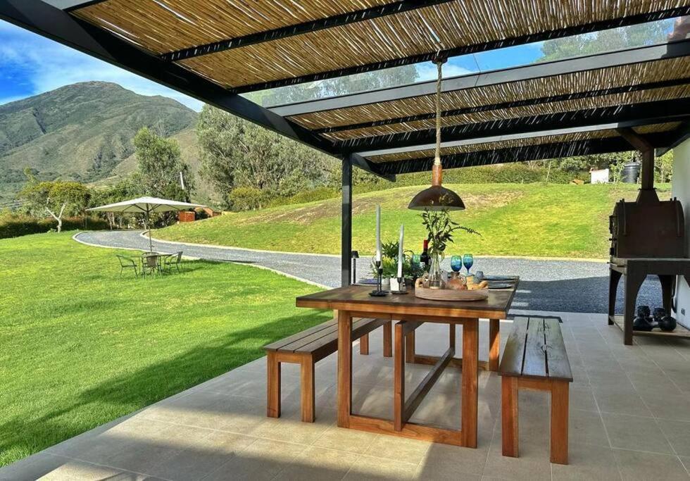 Casa Araní - Vista espectacular y mucho jardín