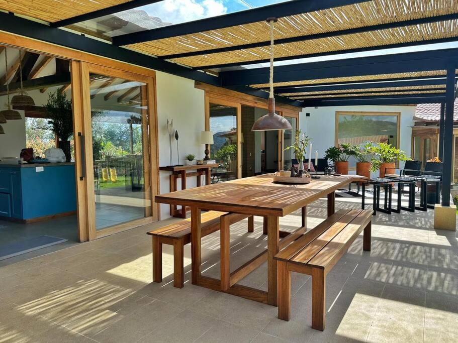 Casa Araní - Vista espectacular y mucho jardín
