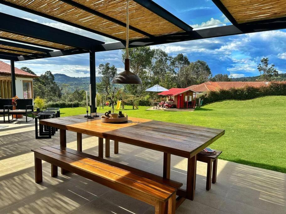 Casa Araní - Vista espectacular y mucho jardín