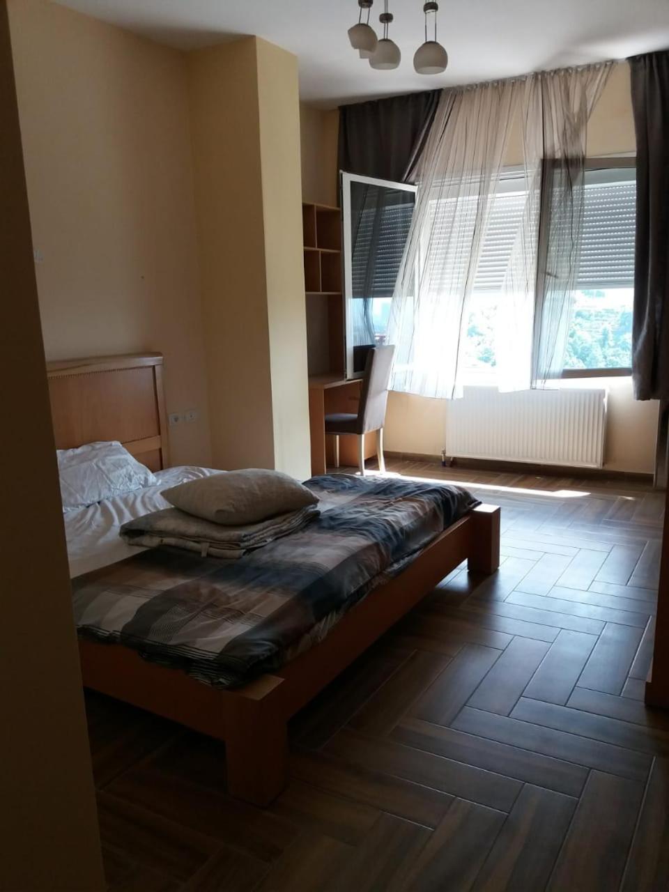 Villa Guci